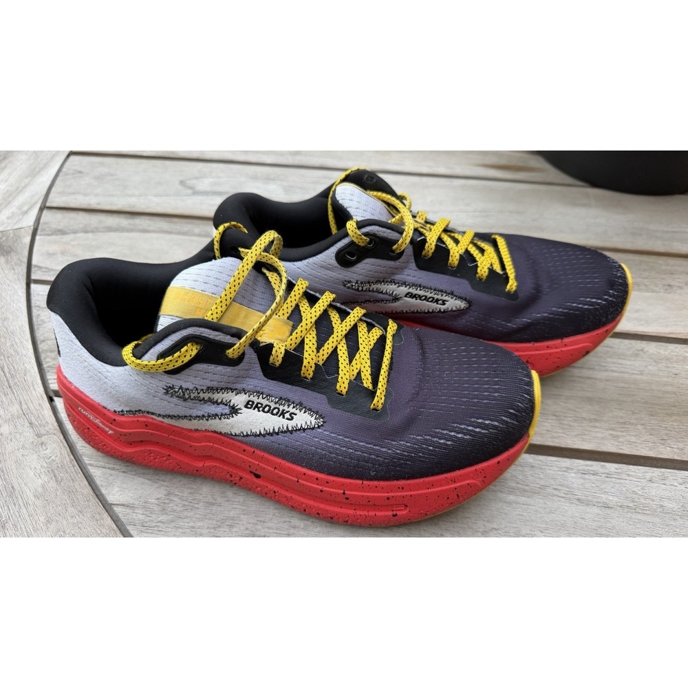 Brooks RunDisney Ghost Max 2 Mickey Mouse Women's 9 M READ